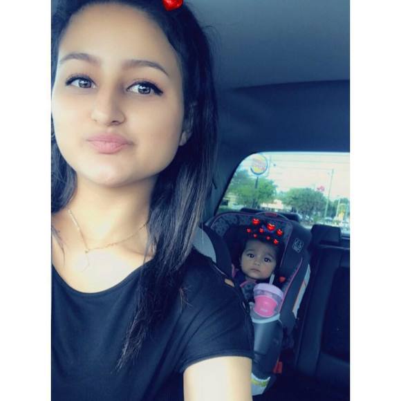 Meet your Posher, Vanessa - Picture 1 of 1